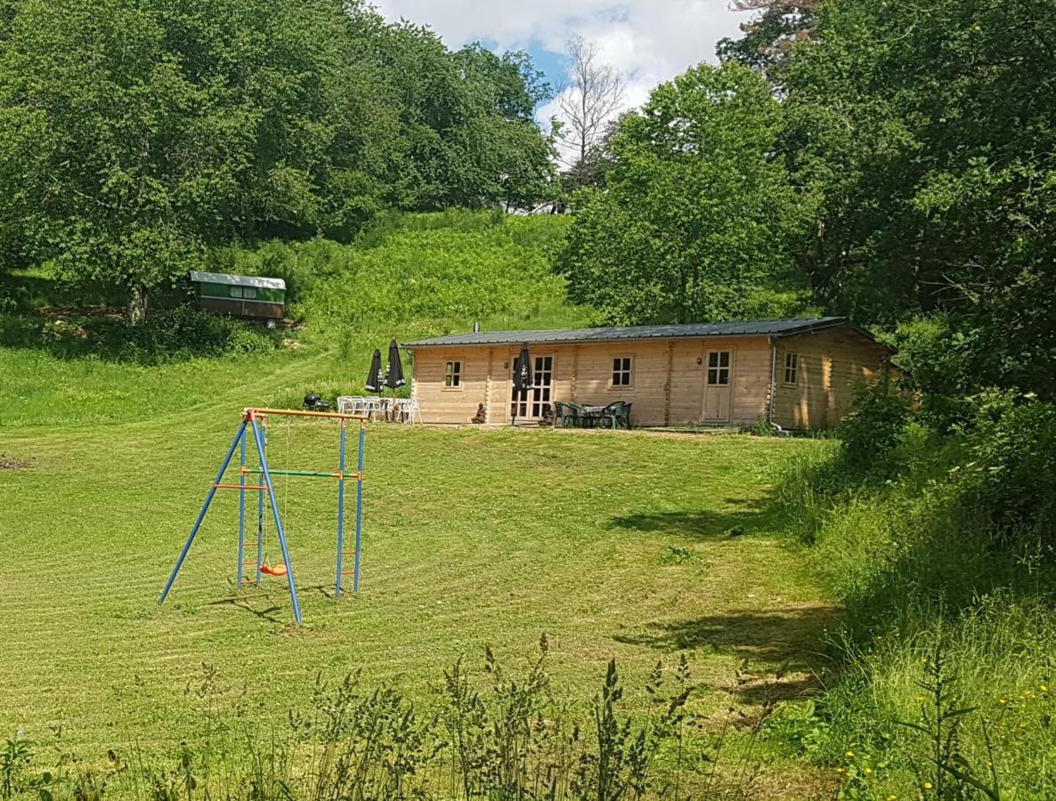 Ferme De La Luciole Villa Champs-Sur-Tarentaine-Marchal ภายนอก รูปภาพ